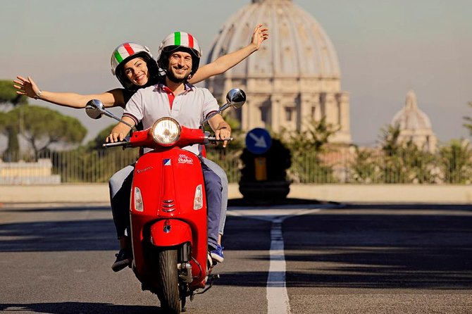 Vespa Panoramic Tour in Rome - Just The Basics