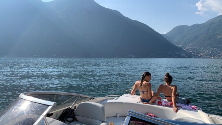3 or 4 Hours Private Boat Tour on Lake Como: Villas and More