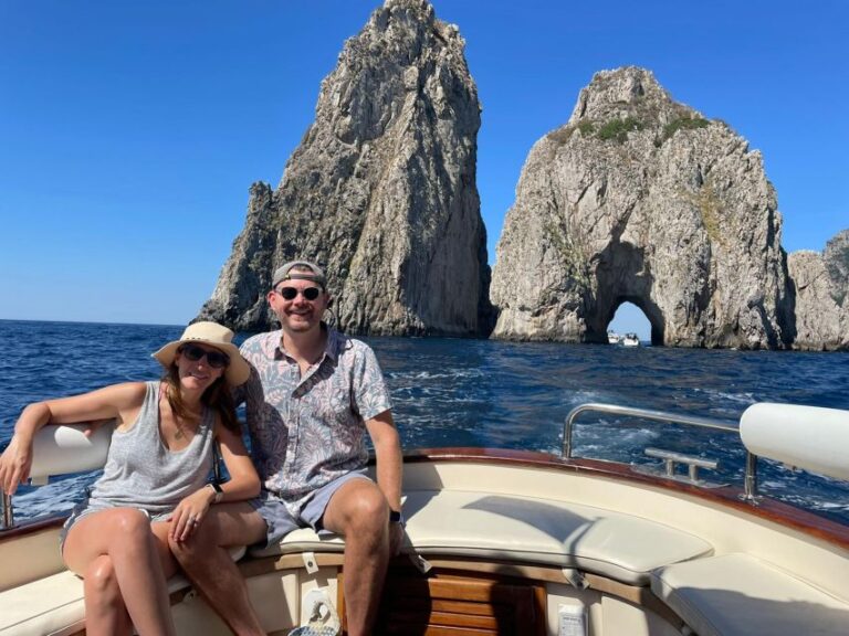 Capri Tour With the Iconic Gozzo Sorrentino