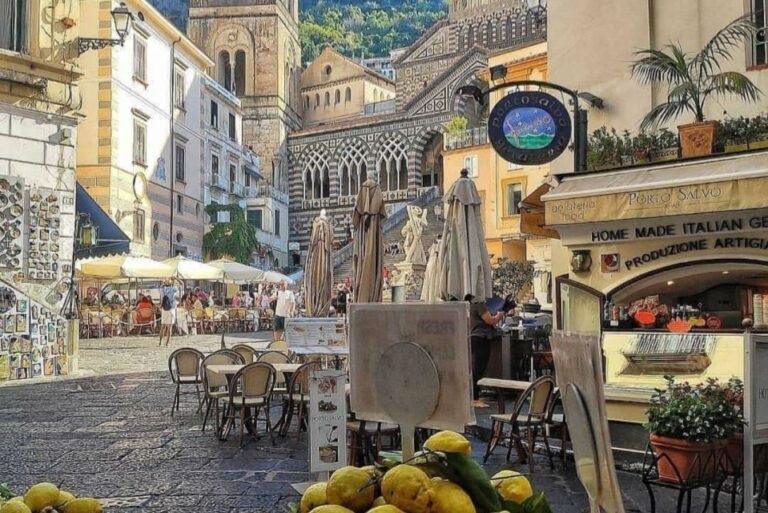 Cruise by Ship: Amalfi and Cetara With Lunch