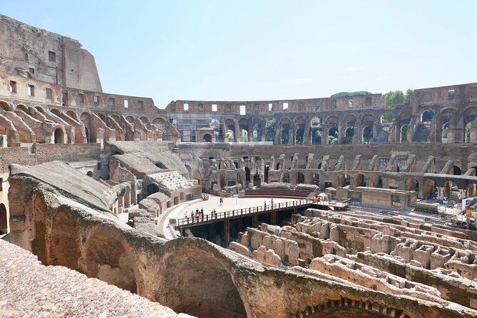 Exclusive Tour Colosseum Arena With Archeologist & Roman Forum