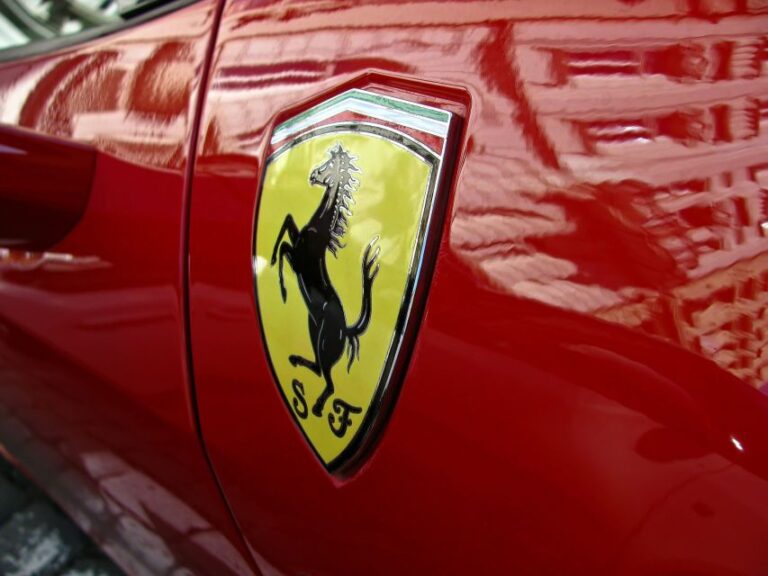 From Venice: Private Ferrari Tour With Tickets and Lunch