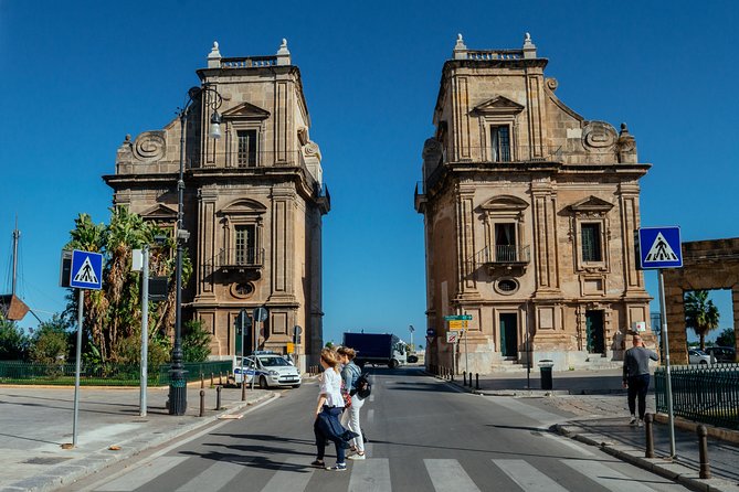 Highlights & Hidden Gems With Locals: Best of Palermo Private Tour - Traveler Engagement