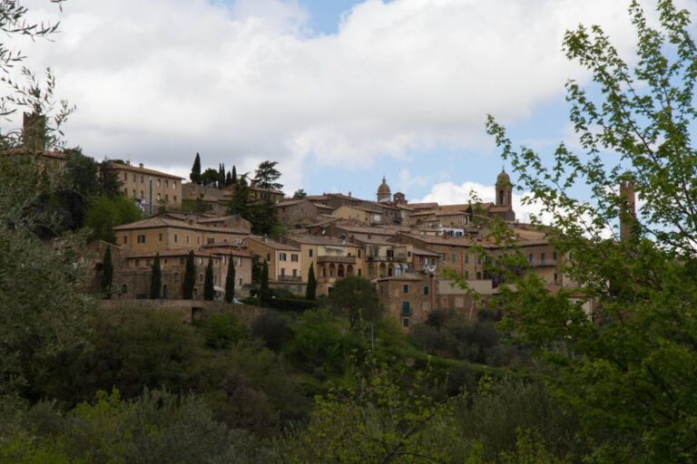 Valdorcia: Montalcino and Montepulciano Are Some of the Most Beautiful Landscapes in the World