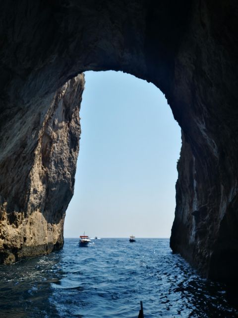 Capri:Where Waves Whisper Secrets,Unveiling Seaside Splendor - Multilingual Options Available