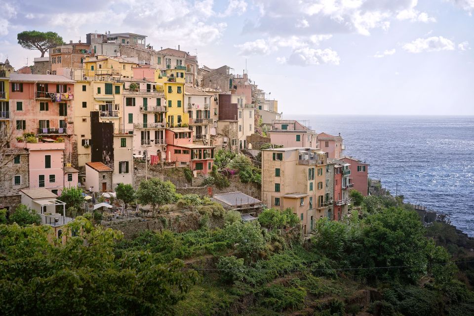 From Florence: Private Day Tour to Cinque Terre - Tour Experience