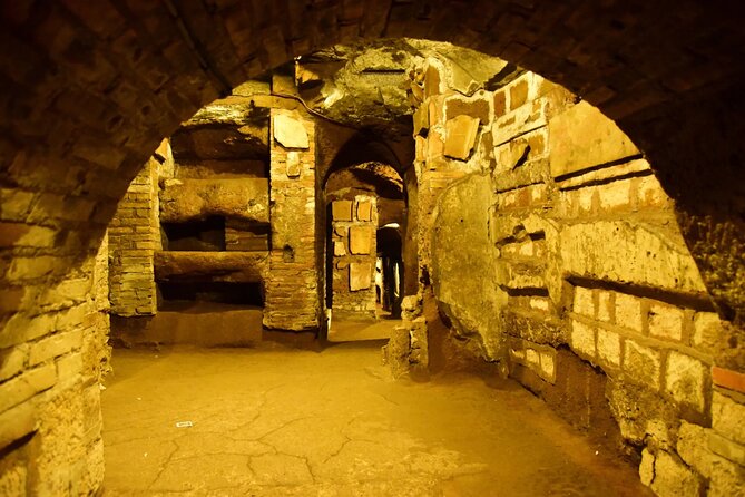 Golf Cart Driving Tour in Rome: 2.5 Hrs Catacombs & Appian Way - Participant Limit and Equipment