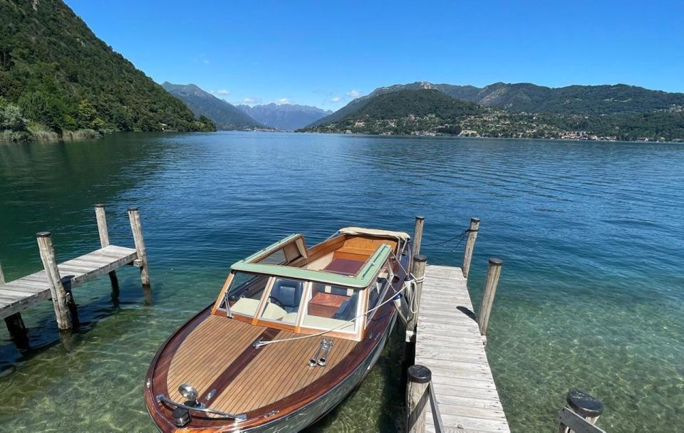 Lake Como: Unforgettable Experience Aboard a Venetian Boat - Unique Experience Highlights