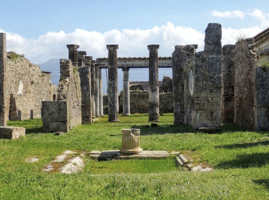 Private Pompeii Tour and Archeological Museum of Naples - Pompeii Tour Highlights