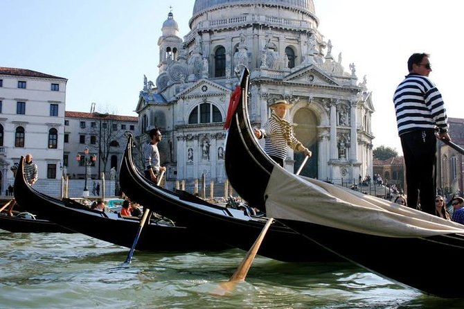 Private Tour: Venice Gondola Ride With Serenade - Duration and Language Details