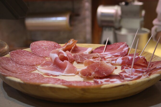 Rome: Trastevere Food Tour Wine Tasting and Local Expert Guide - Culinary Delights in Trastevere