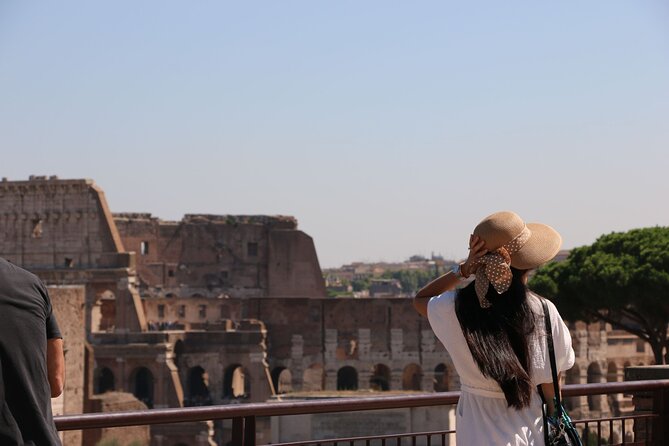 Skip-The-Line Colosseum Tour With Roman Forum & Palatine Hill - Meeting Point Details