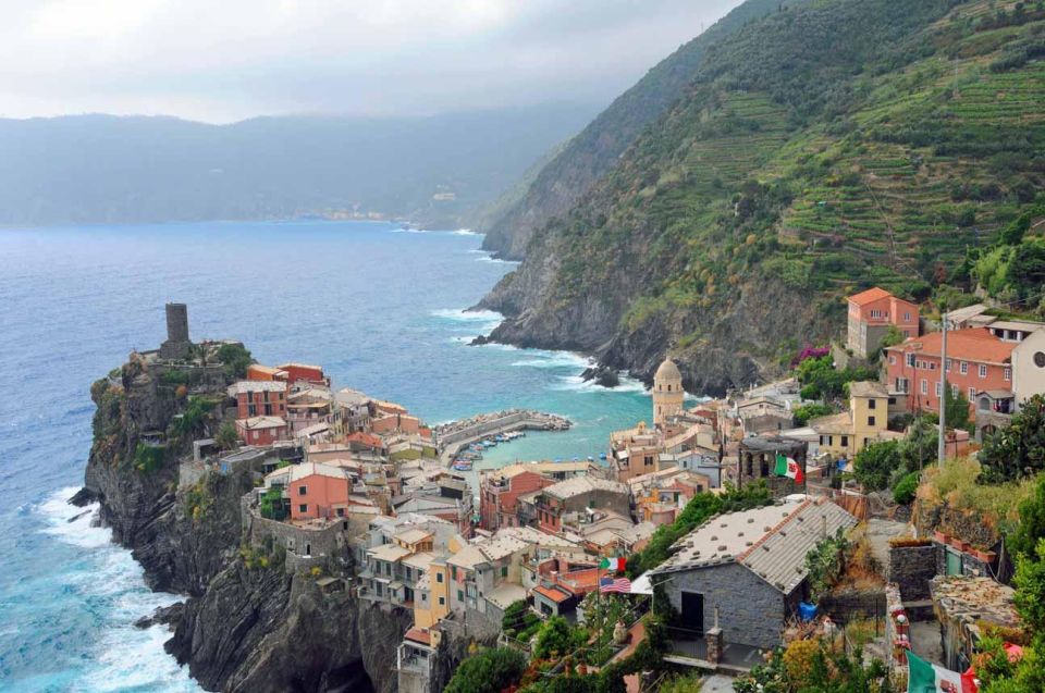 The Charm of Cinque Terre: Tour by Minivan From Florence - Multilingual Experience and Pickup Details