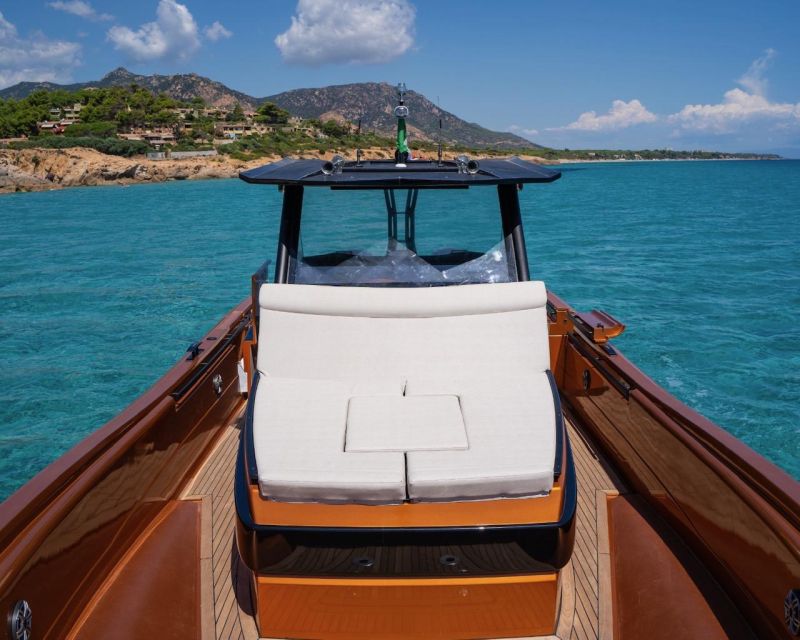 Cagliari: Luxury Personalized Charter Trips - Kymera43 - Vessel Description