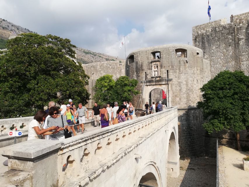 From Split/Trogir: Dubrovnik Guided Tour With a Stop in Ston - Inclusions