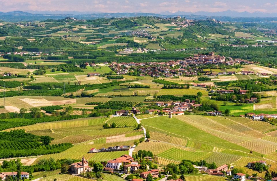 Langhe / Barolo / Alba - Ferrari Tour - Inclusions