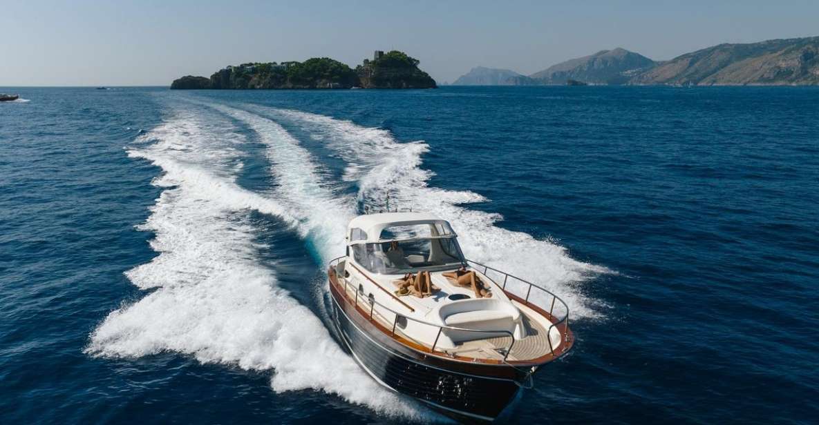 Private Amalfi Coast Tour by Apreamare 38ft DIAMOND - Inclusions