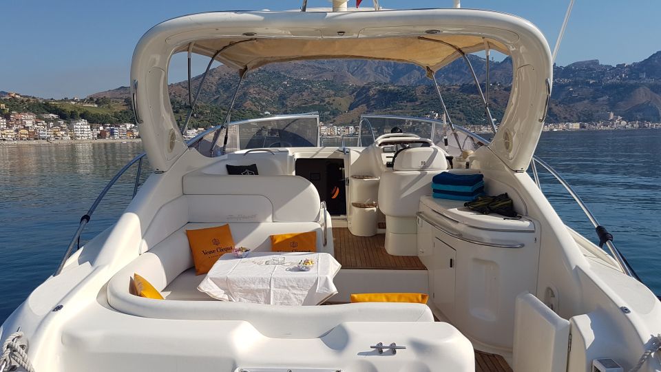 Taormina: Boat Tour Bay Taormina All Inclusive - Inclusions