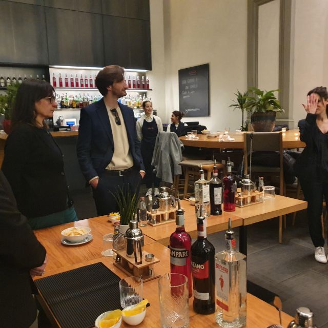 Florence: Negroni Cocktail Making Class With Aperitivo - Important Information for Participants