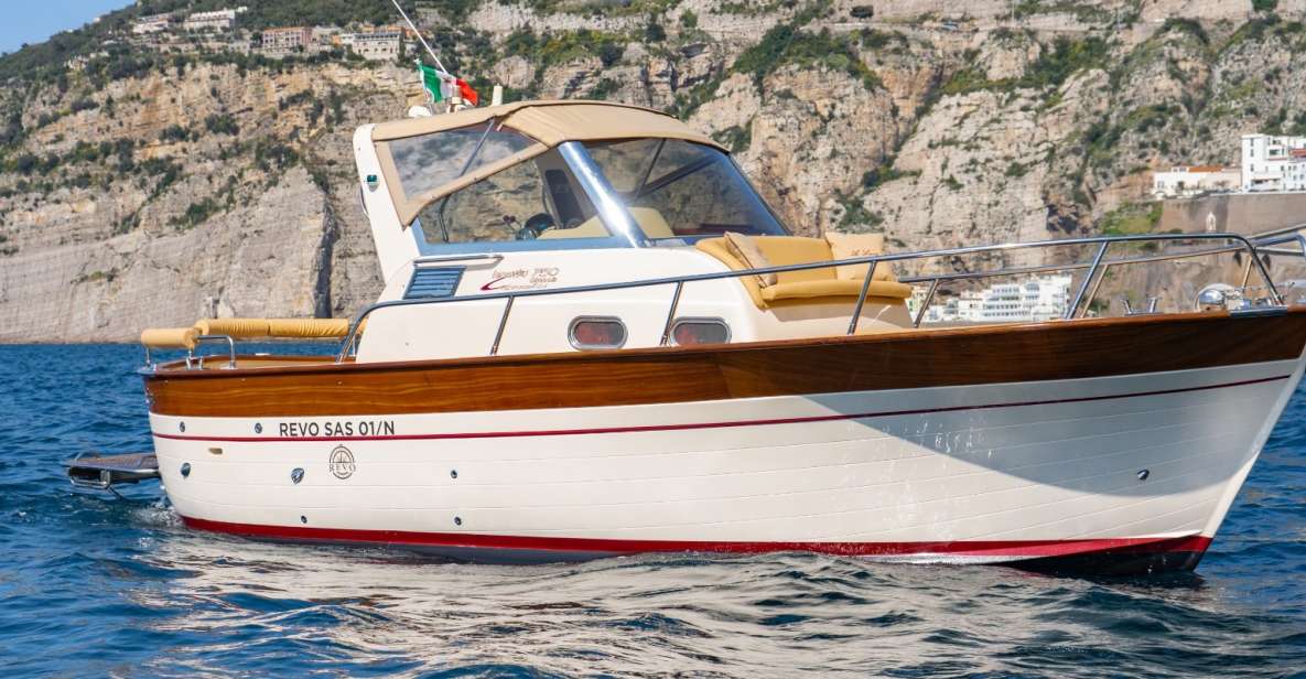 Positano: Private Tour to Capri on Sorrentine Gozzo - Inclusions