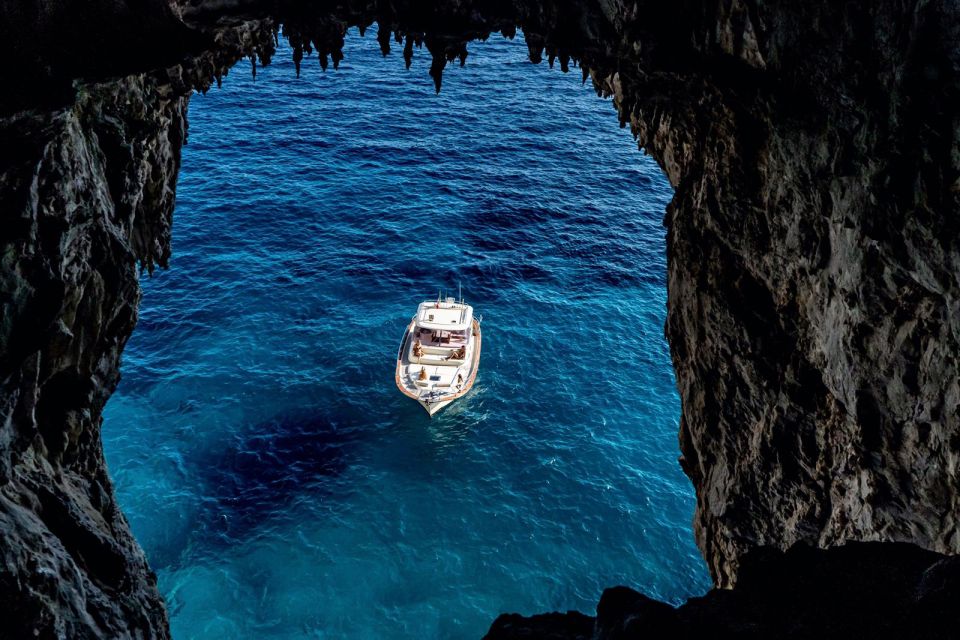 Sorrento: Private Boat Tour of Capri, Ischia, and Procida - Exploration Itinerary