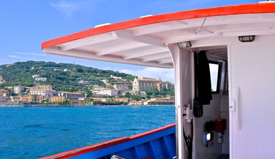 Sperlonga: Private Boat Tour to Gaeta With Pizza and Drinks - Meeting Point