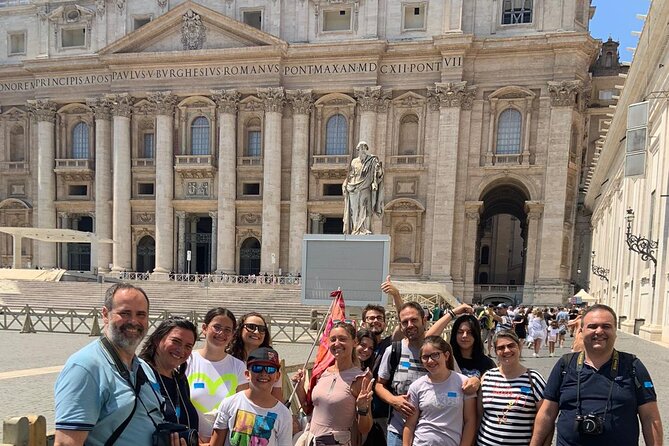 Vatican City: Vatican Museums and Sistine Chapel Group Tour - Guide Performance