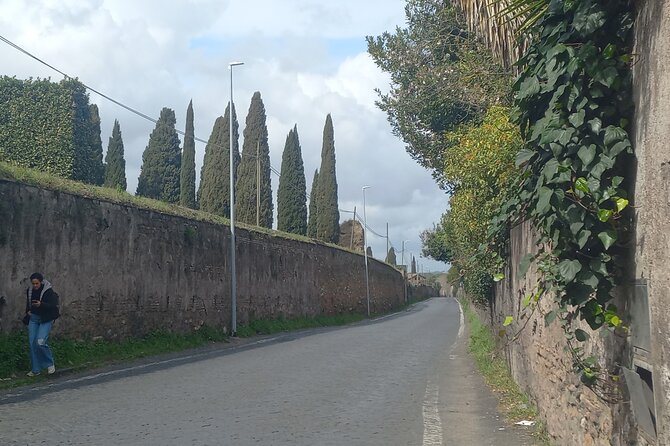 Golf Cart Driving Tour in Rome: 2.5 Hrs Catacombs & Appian Way - Host Responses