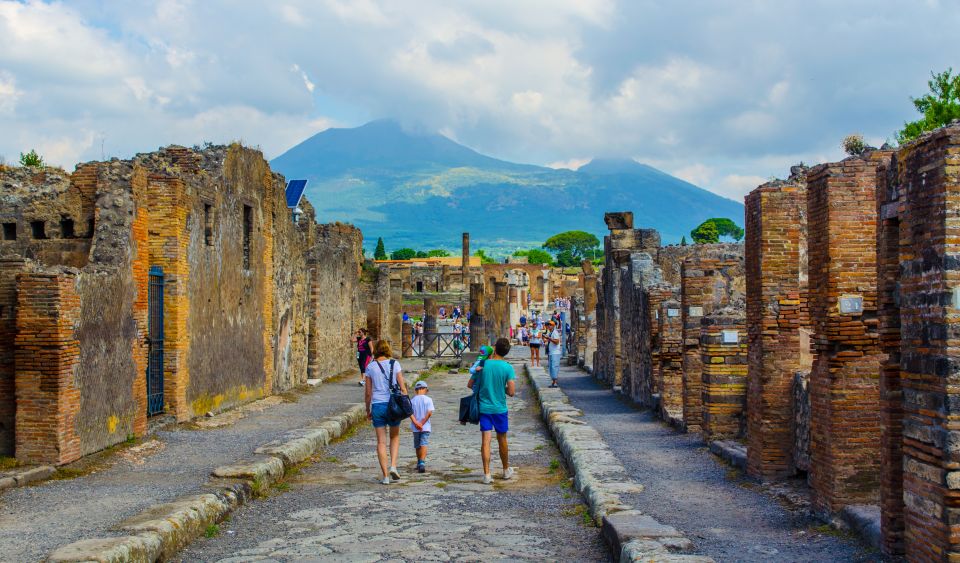Pompeii and the Amalfi Coast Private Car Trip From Rome - Accessibility and Experience