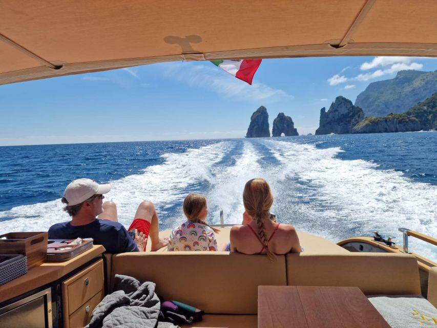 Tour Capri: Discover the Island of VIPs by Boat - Important Reminders