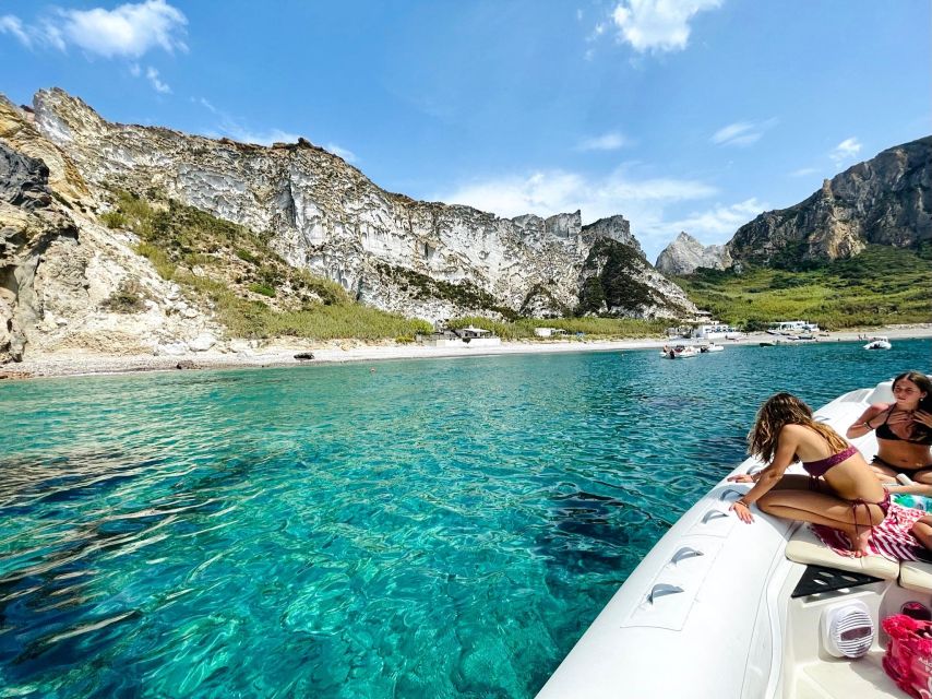 Day Trip to Pontine Islands With Lunch & Aperitif - Location Visits
