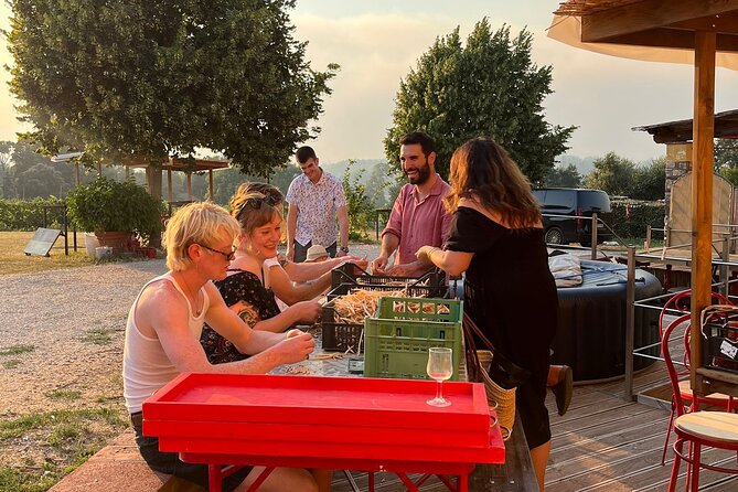 Tasting in a Tuscan Vineyard With Transfer From Lucca - Wine Tasting Session Details