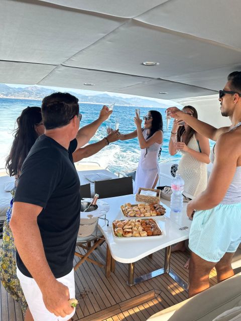 Luxury Yacht Capri Tour With Aperitif - Additional Activities and Amenities
