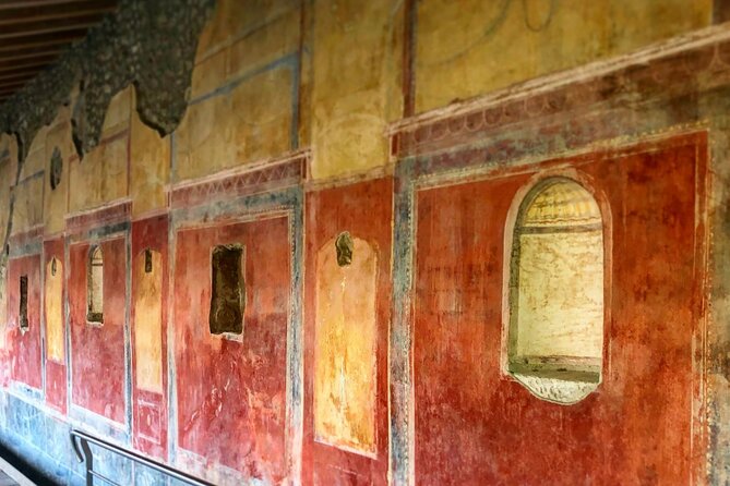 Pompeii Guided Tour From Positano Small Group - Tour Guide Expertise