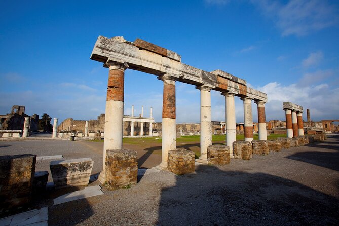 Pompeii Guided Tour From Positano Small Group - Overall Tour Experience