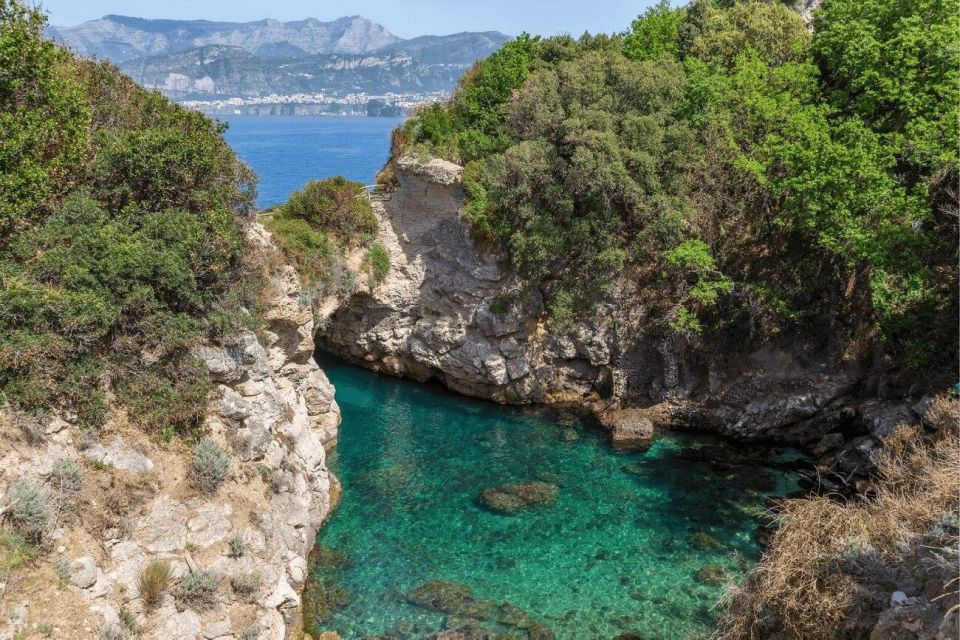 Amalfi Coast Boat Tour, 8h, From Sorrento and Massa Lubrense - Just The Basics