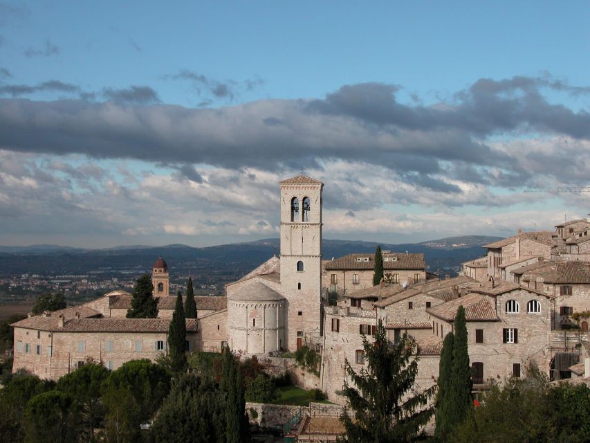 Assisi and Countryside Winery Private Tour From Rome - Just The Basics
