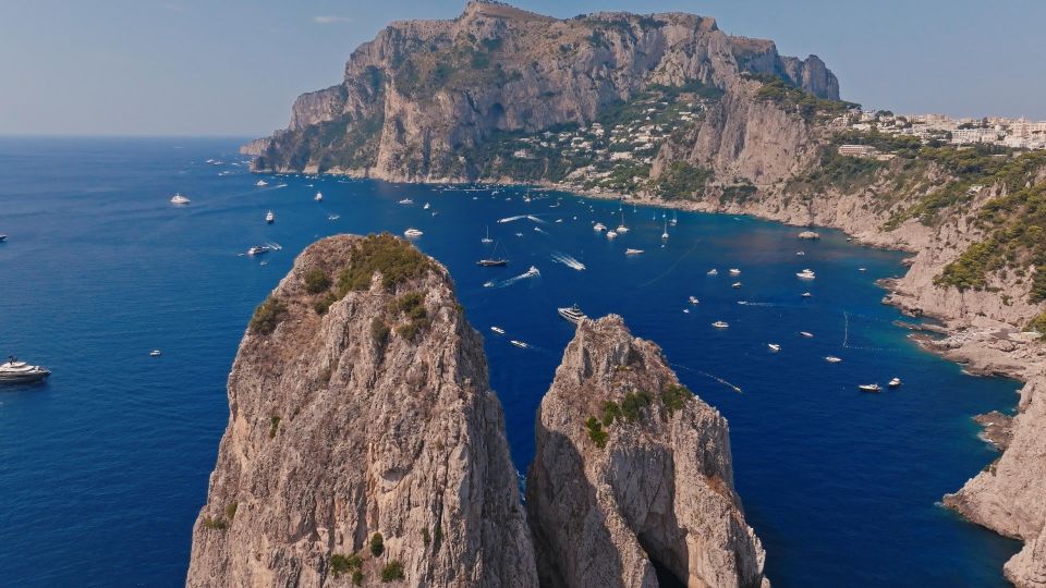 Capri Positano and Amalfi Boat Tour: Free Bar and Aperitizer - Just The Basics