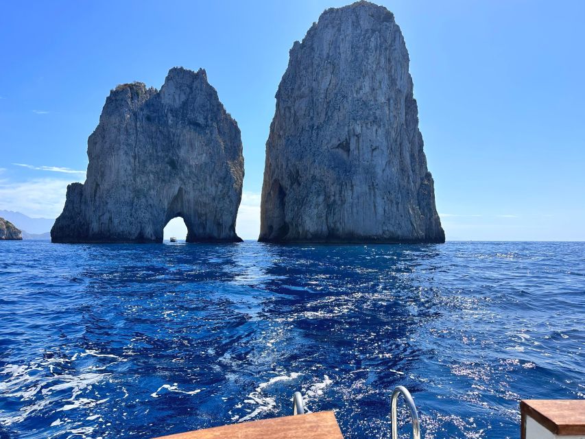 Capri Private Boat Tour by Speedboat From Positano/Praiano - Just The Basics