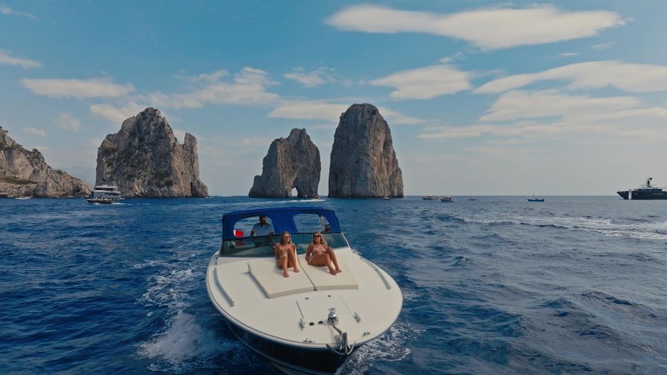 Capri Private Boat Tour: Free Bar, Snack and Extra Included - Just The Basics