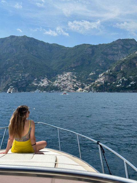 Capri Private Boat Tour With Aperitif - Just The Basics