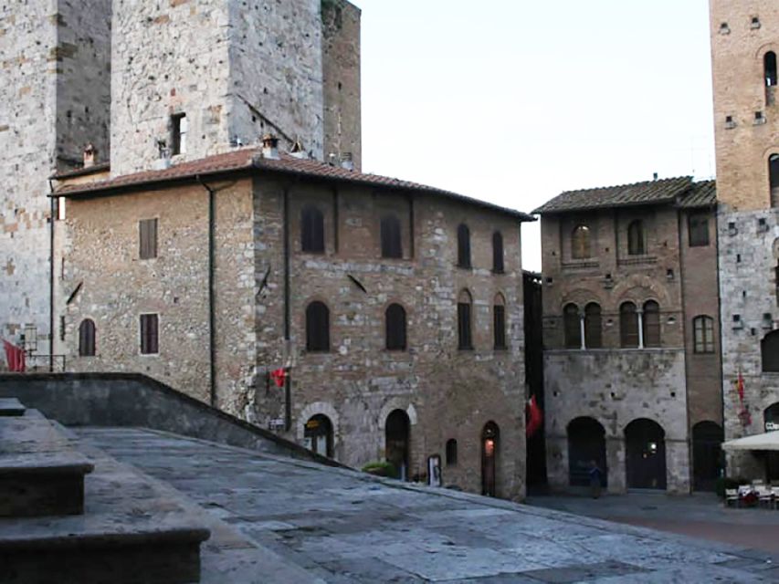 From Livorno: Siena and San Gimignano Guided Day Trip - Just The Basics
