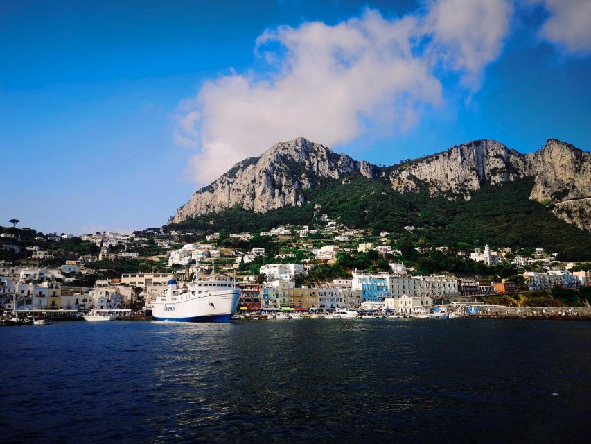 Luxury Boats | Amalfi Coast & Capri Boat Tour - Just The Basics