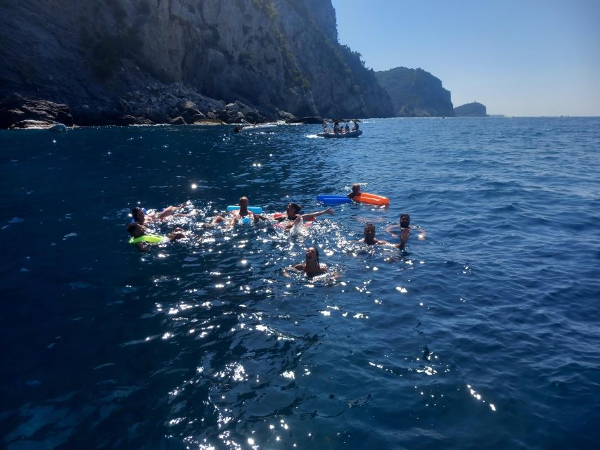 Portovenere: Islands Private Boat Trip With Meal - Just The Basics