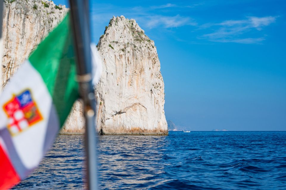 Positano: Private Tour to Capri on Sorrentine Gozzo - Just The Basics