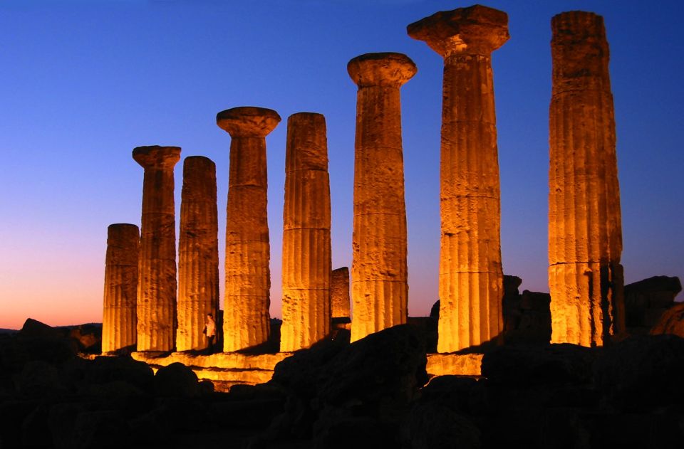 Sicily: 8-Day Excursion Tour With Hotel Accomodation - Just The Basics