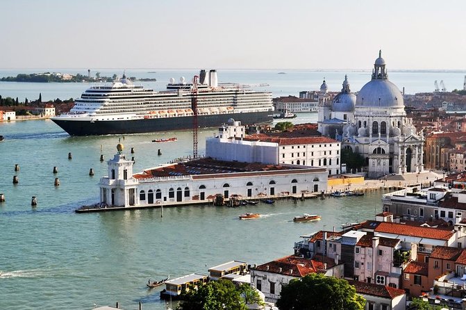 Venice Private Departure Transfer by Water Taxi: Central Venice to Cruise Port - Just The Basics