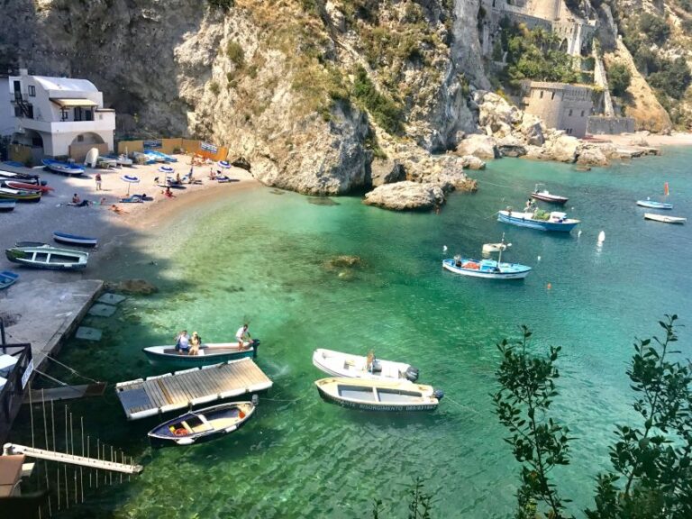 Amalfi Coast: Private Boat Trip With Prosecco and Snorkeling