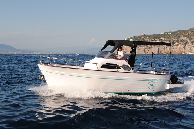 Capri Private Elegant Boat Tour From Sorrento