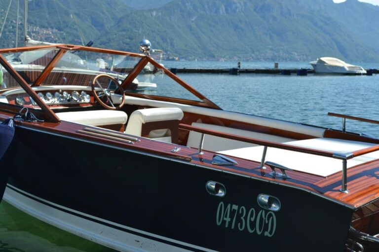 Classic Private Boat Tour Best Villas of Central Lake Como